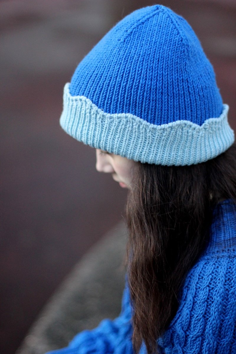 Holding the Wave Beanie - Image 9